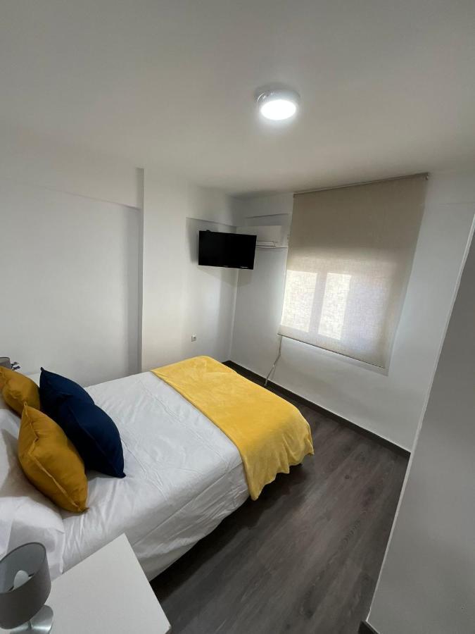 Ayala Apartamento Malaga Bagian luar foto