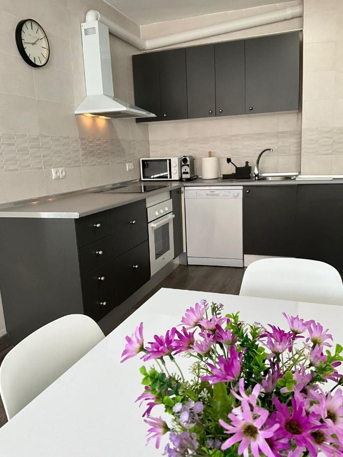 Ayala Apartamento Malaga Bagian luar foto