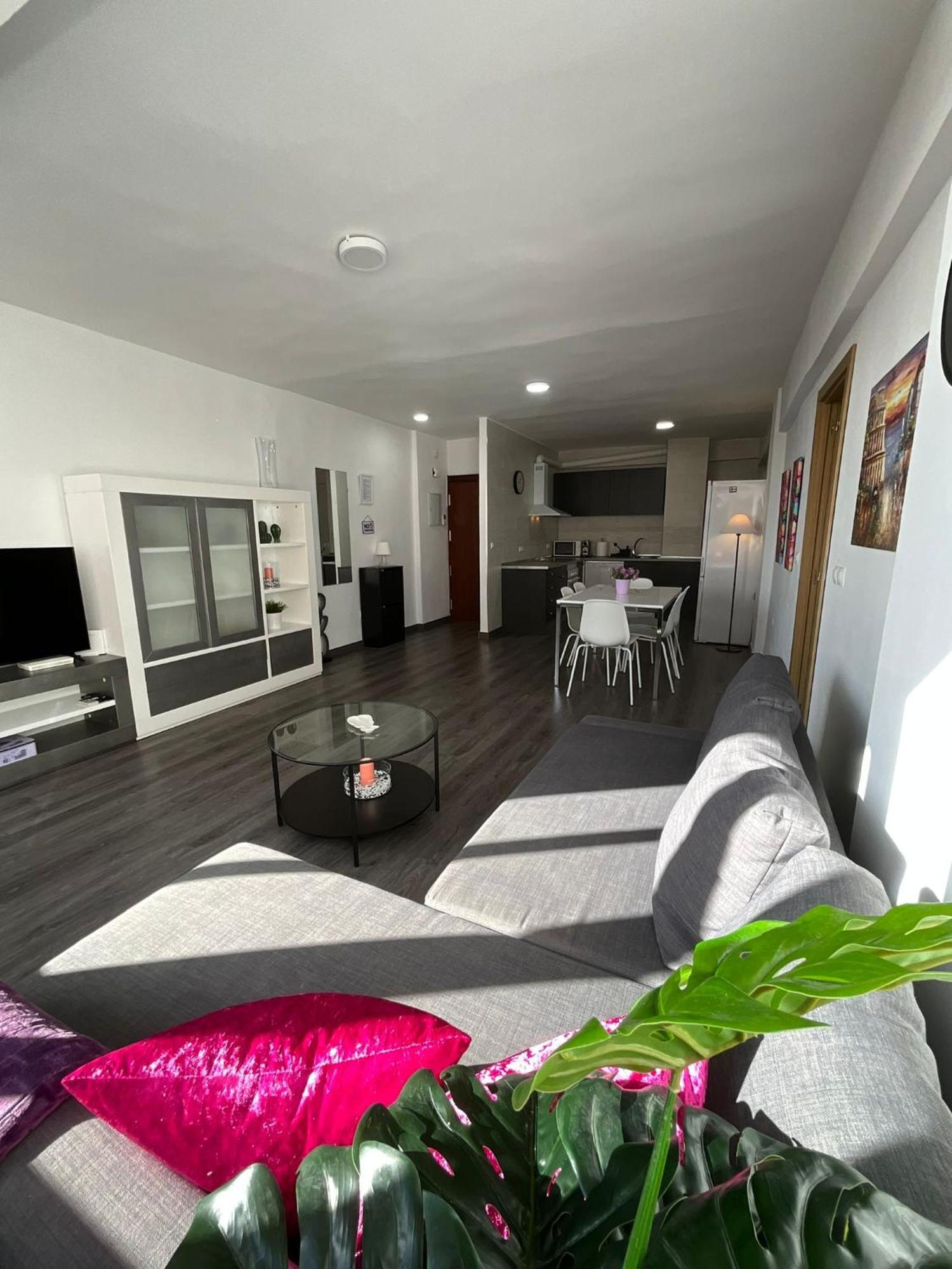 Ayala Apartamento Malaga Bagian luar foto