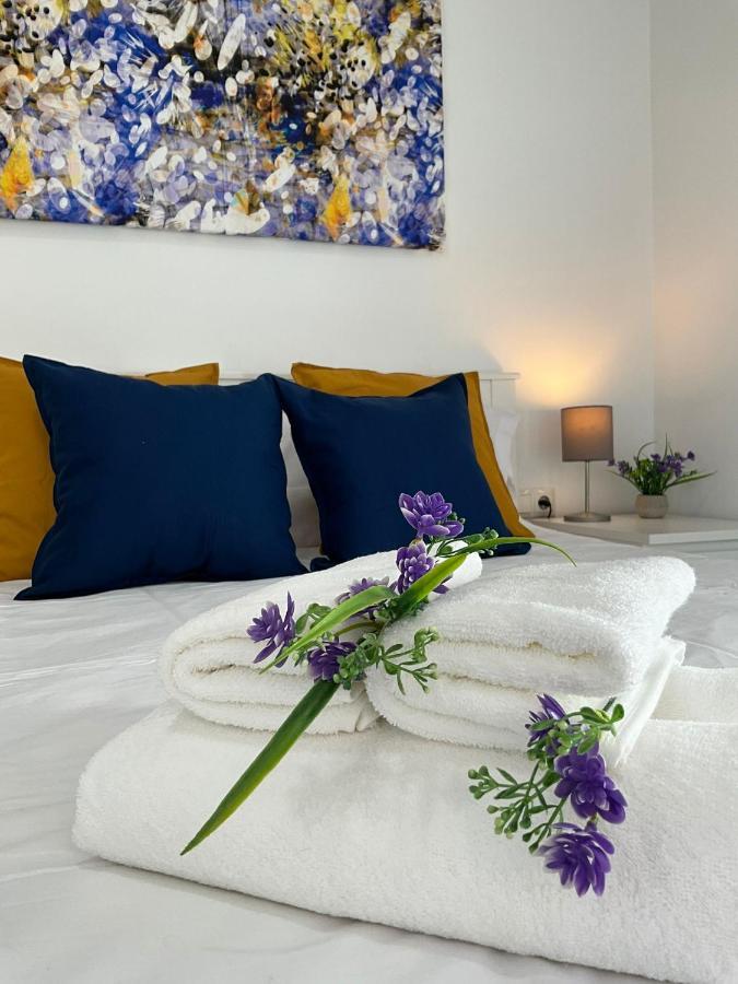 Ayala Apartamento Malaga Bagian luar foto